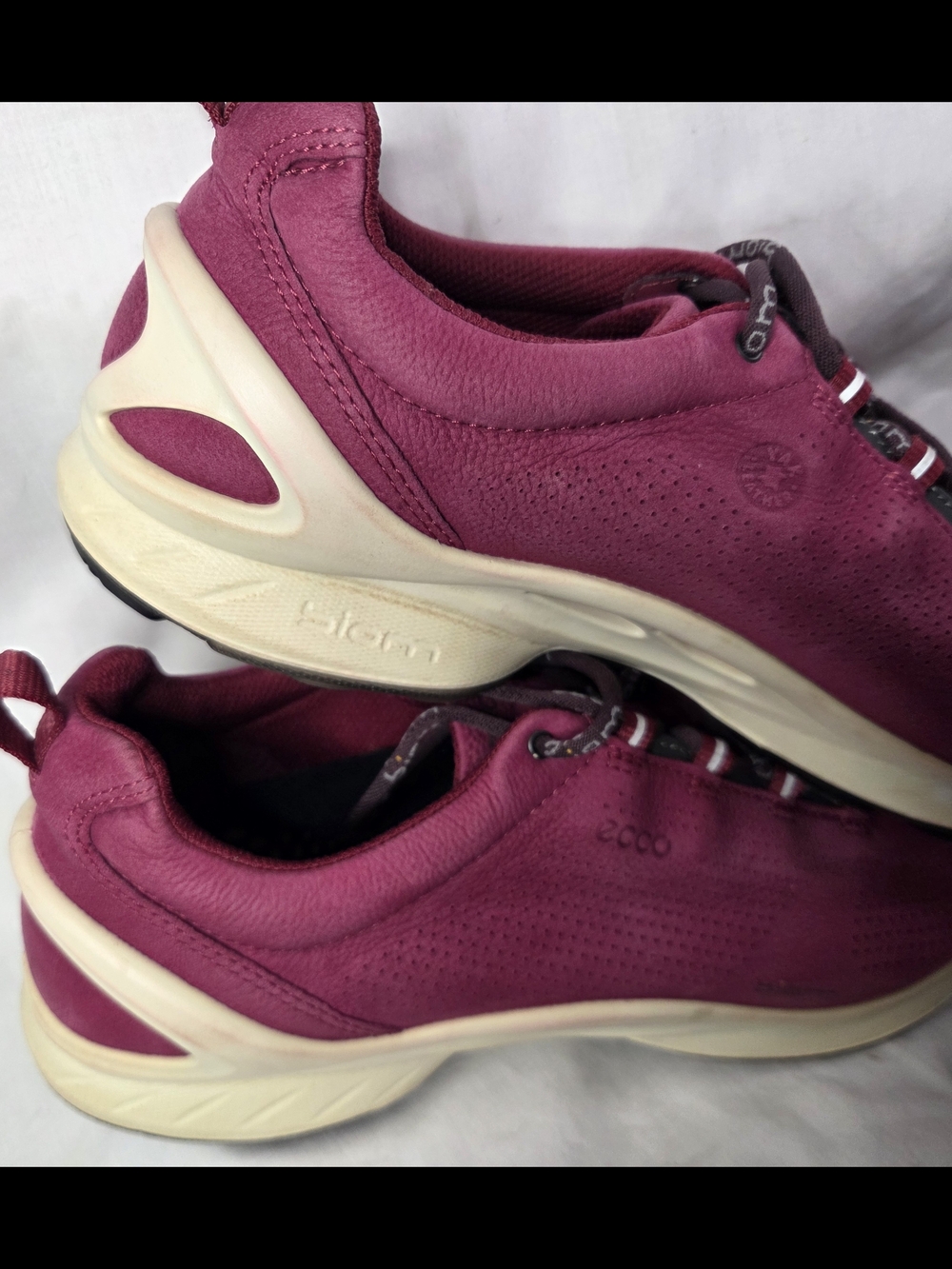 ECCO BIOM Fuel Women's Athletic Walking Shoes Sangria Magenta Yak Leather Sz 10